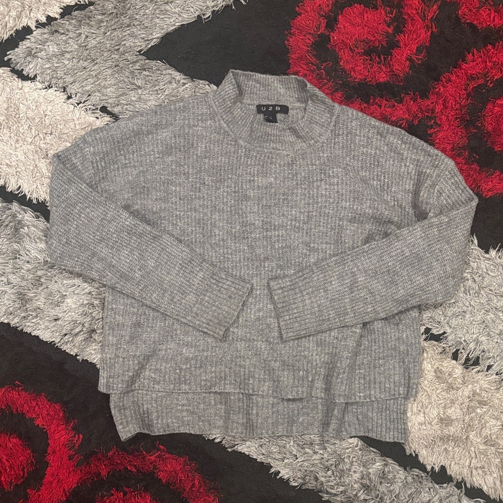 Sweater💟